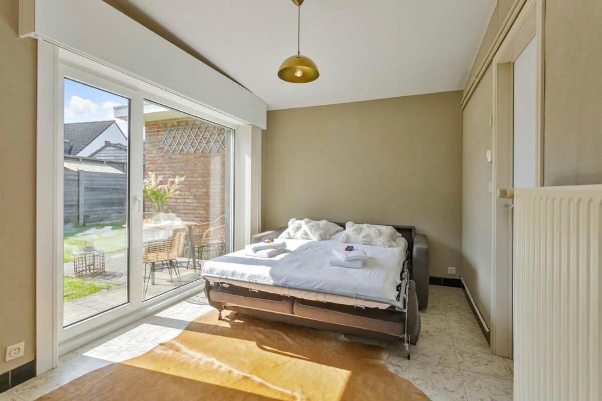 Huswell - Bungalow With Garden At 5 Minutes From The Beach Vila De Haan Exterior foto